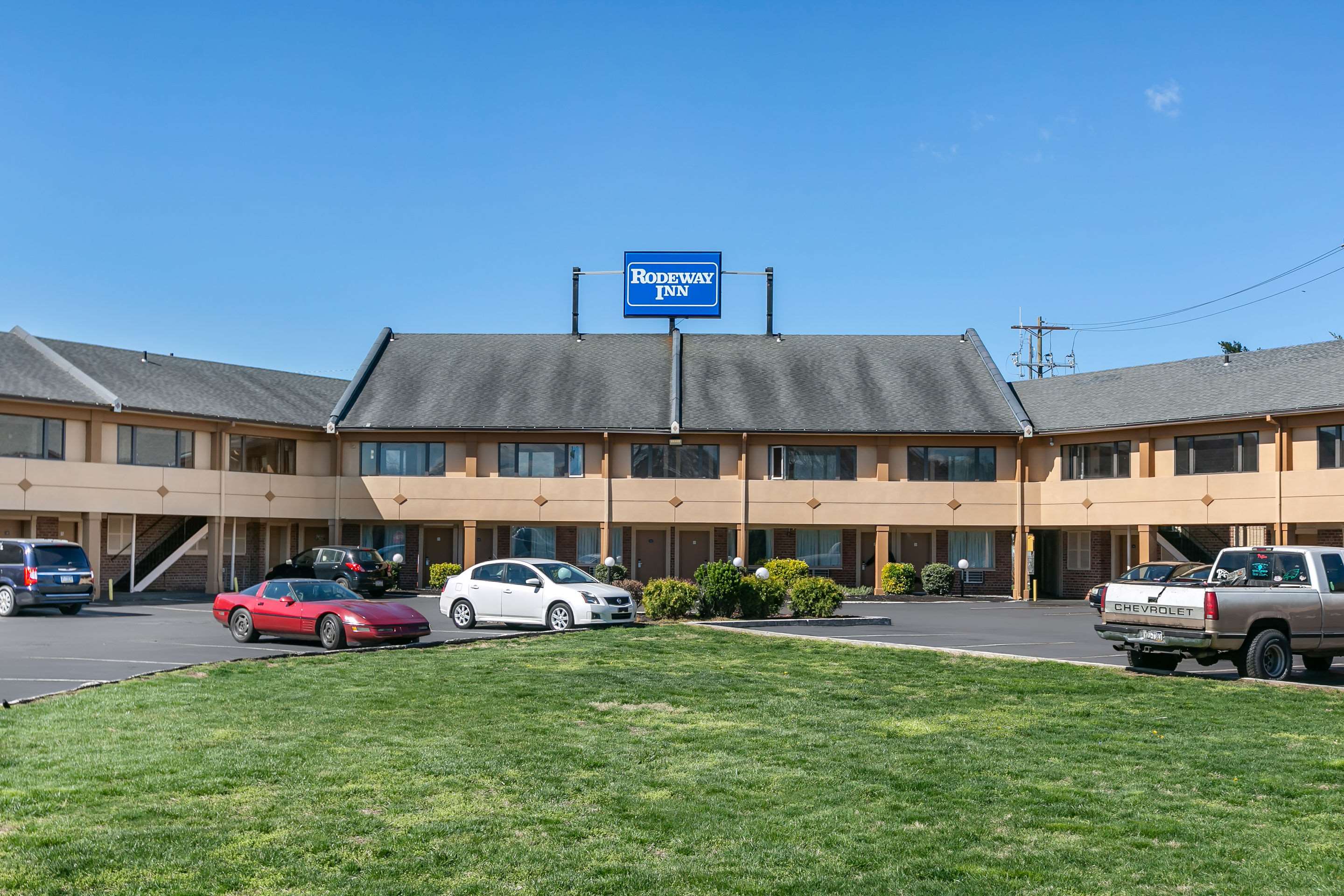 Hotels Near Sesame Place - tehj3jo