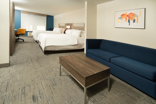 Images Holiday Inn Express & Suites St Charles by IHG