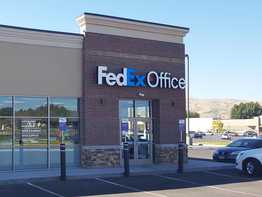 Exterior photo of FedEx Office location at 4165 Yellowstone Ave\t Print quickly and easily in the self-service area at the FedEx Office location 4165 Yellowstone Ave from email, USB, or the cloud\t FedEx Office Print & Go near 4165 Yellowstone Ave\t Shipping boxes and packing services available at FedEx Office 4165 Yellowstone Ave\t Get banners, signs, posters and prints at FedEx Office 4165 Yellowstone Ave\t Full service printing and packing at FedEx Office 4165 Yellowstone Ave\t Drop off FedEx packages near 4165 Yellowstone Ave\t FedEx shipping near 4165 Yellowstone Ave