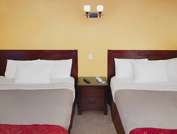 Images El Patio Inn