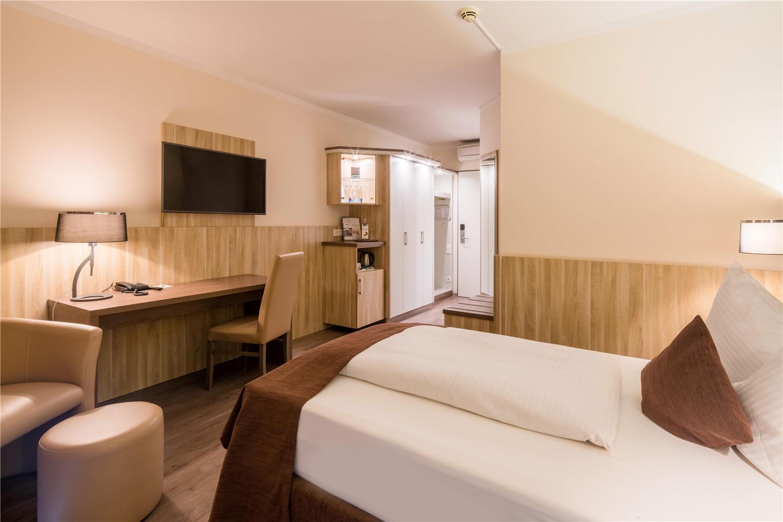 Best Western Plus Parkhotel Erding, Am Bahnhof 3 in Erding