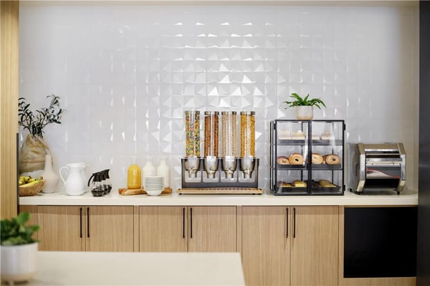 Images Hilton Garden Inn LAX Los Angeles Airport