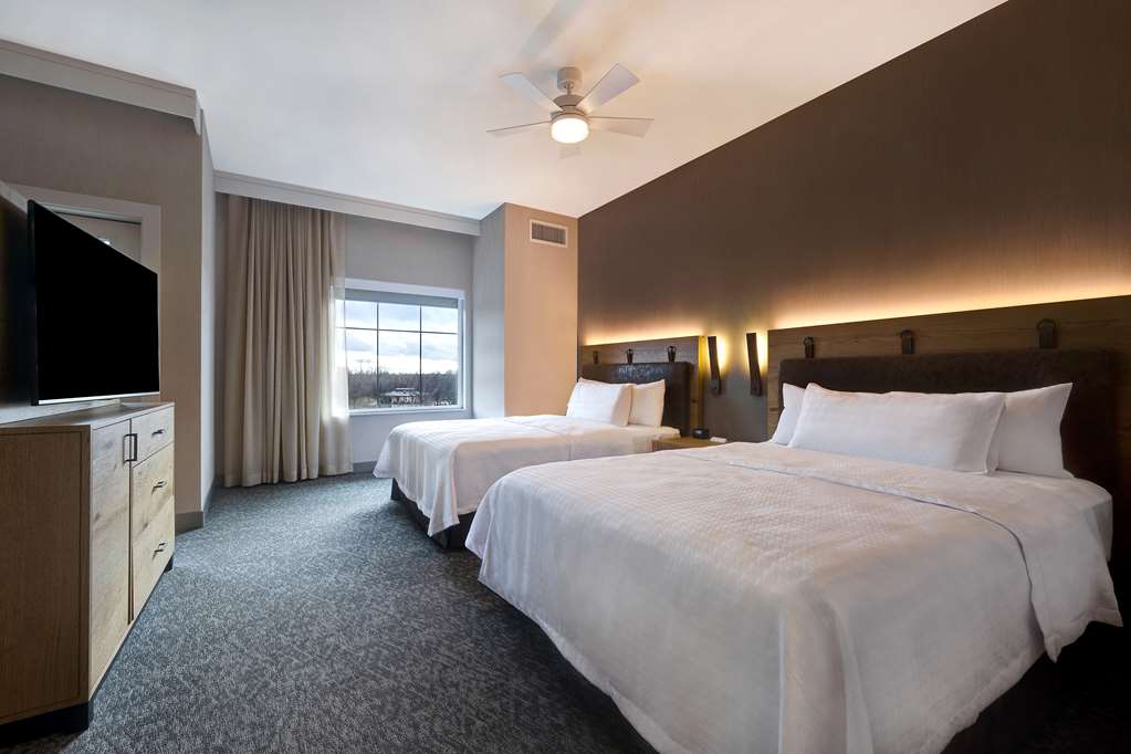 Guest room Homewood Suites by Hilton Eagle Boise Eagle (208)938-2838