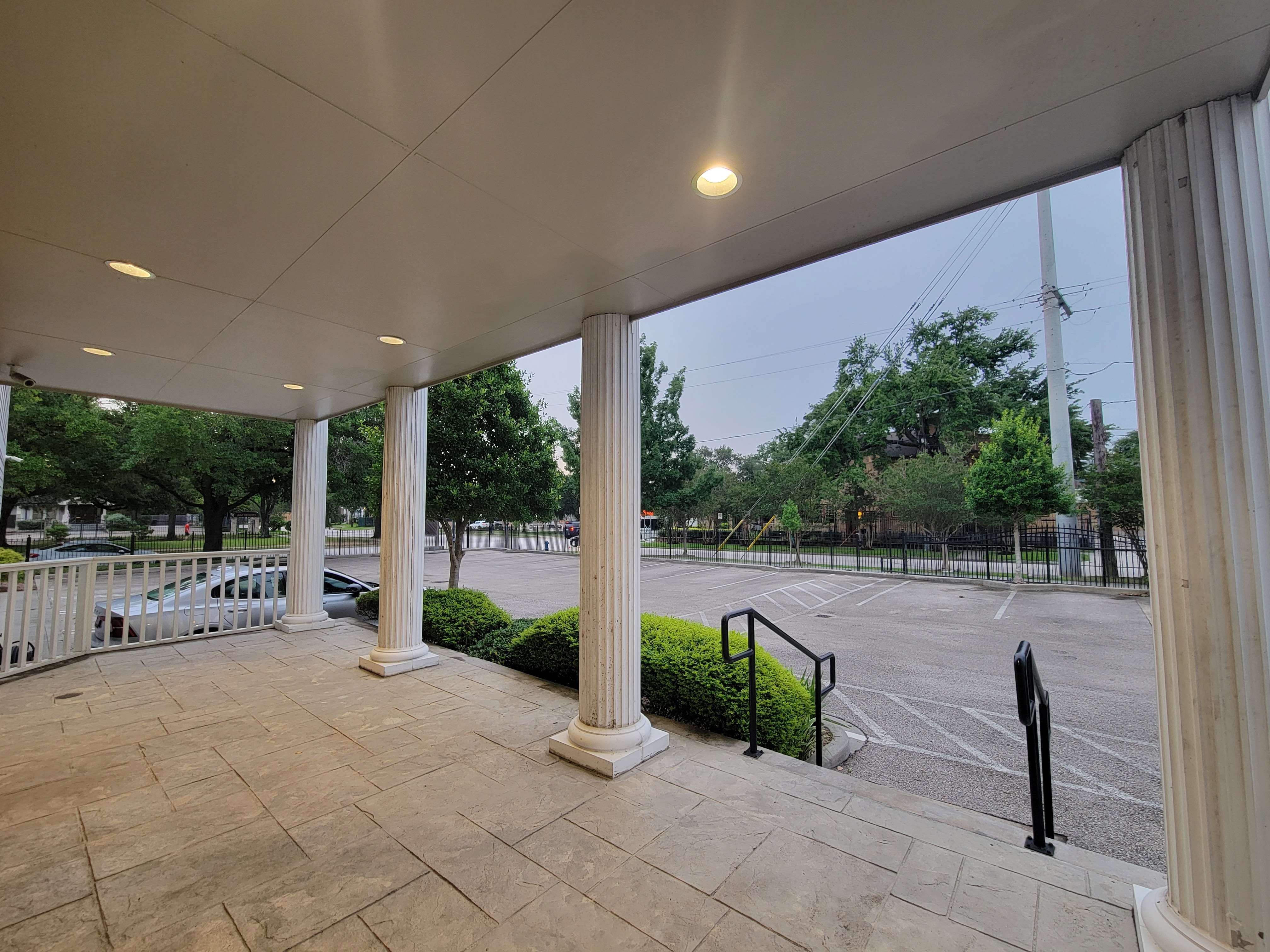 Outside the Sokolove Law Houston Mesothelioma Lawyer Offices 