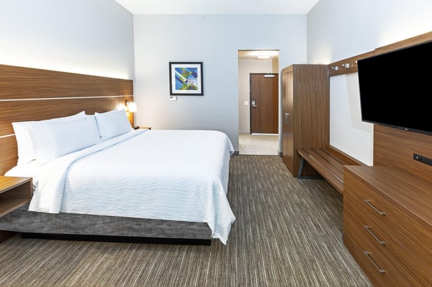Images Holiday Inn Express & Suites Houston - Downtown North by IHG
