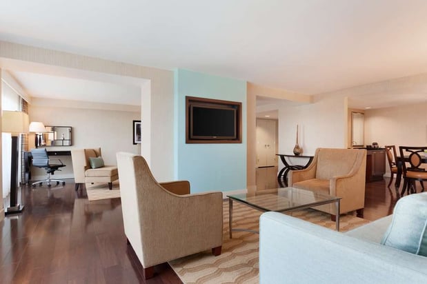 Images Embassy Suites by Hilton Boston Waltham