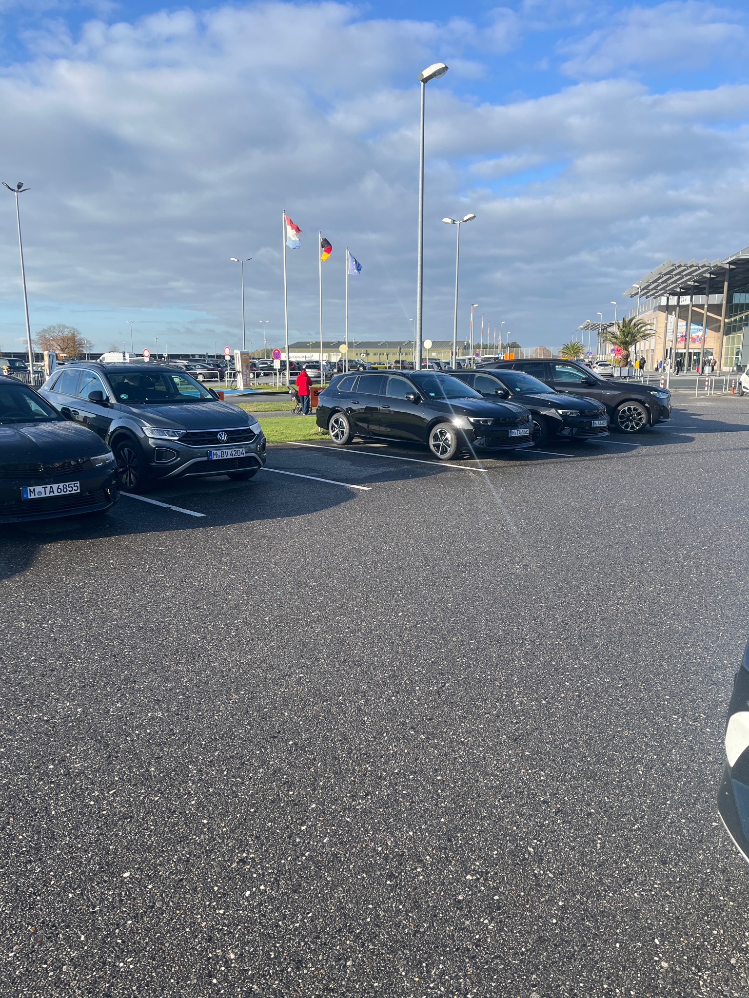 SIXT Autovermietung Weeze/Niederrhein Flughafen, Flughafen-Ring 1 in Weeze