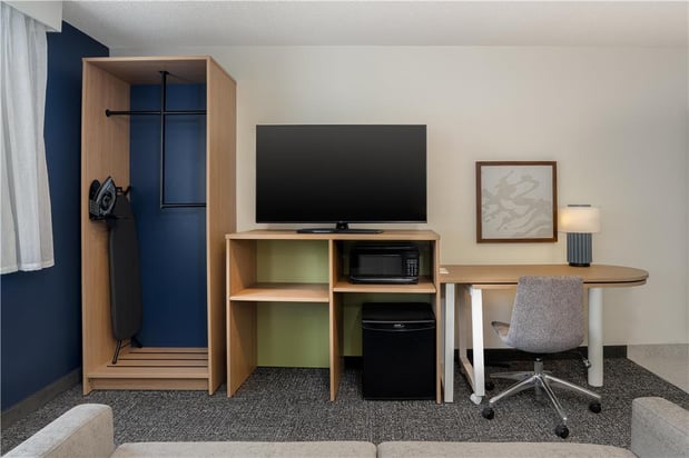 Images Spark by Hilton Carlisle South