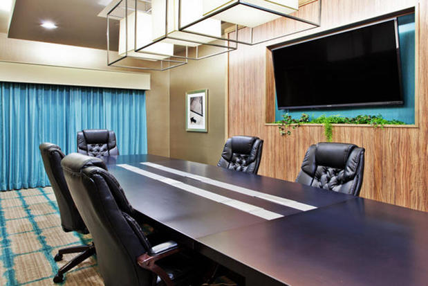 Images Holiday Inn Express & Suites Warner Robins North West by IHG
