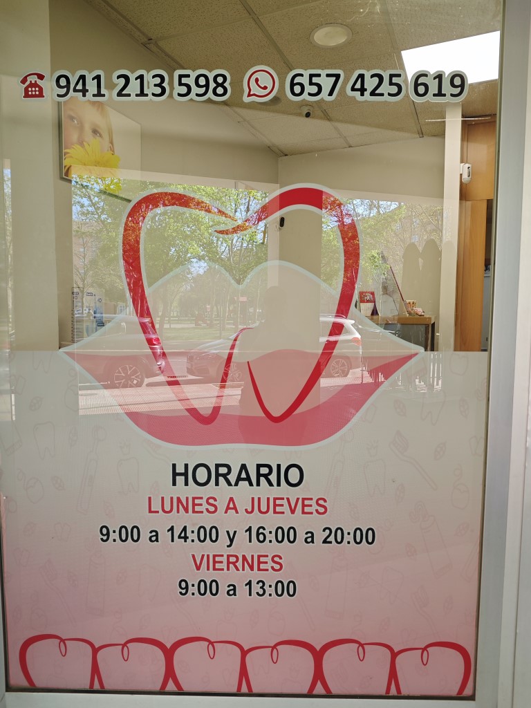 Images Clinica Dental Club Deportivo