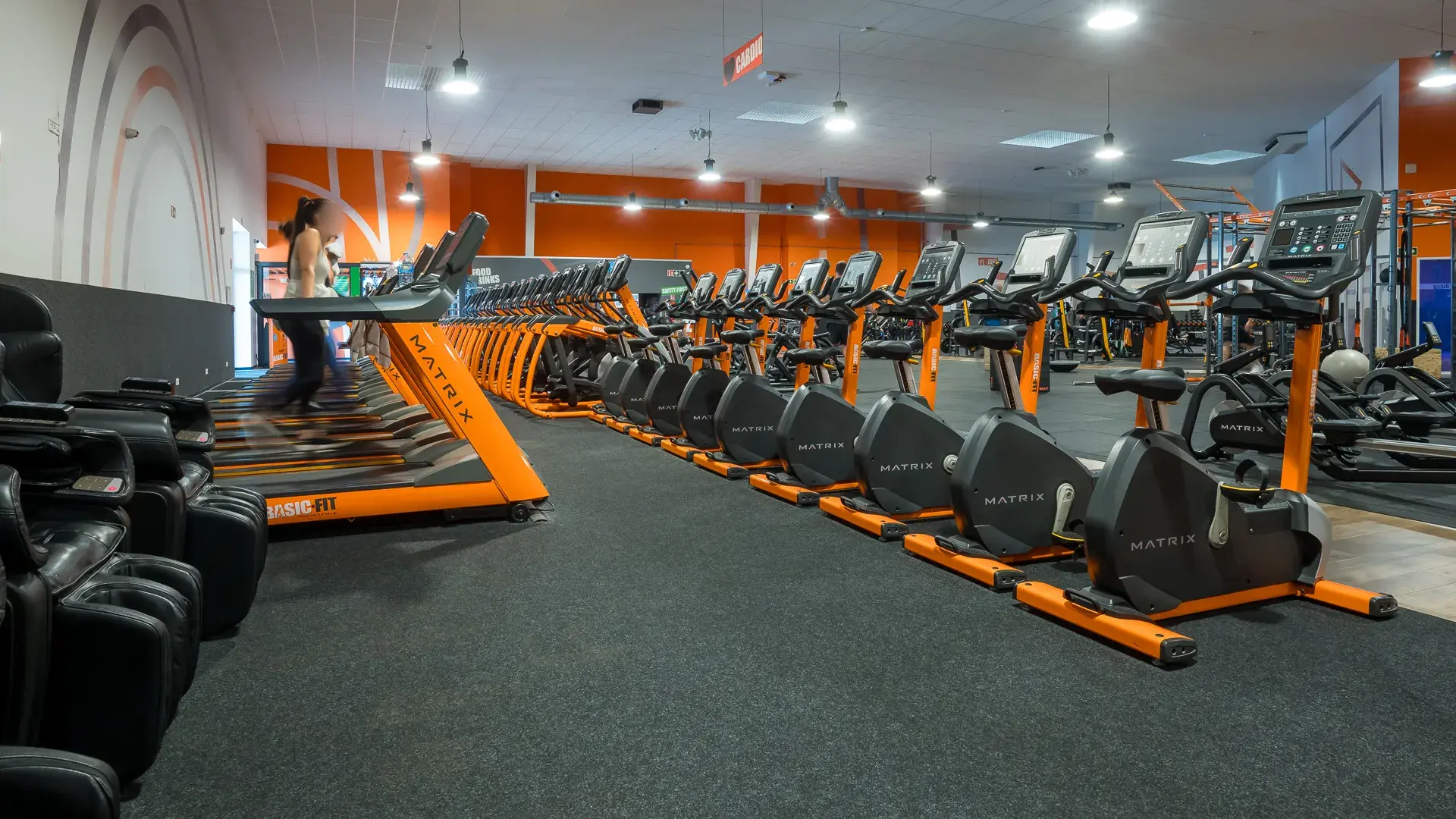 Images Basic-Fit 24/7