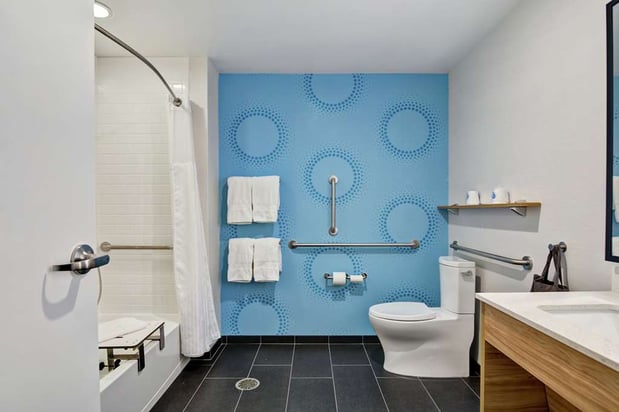 Images Tru by Hilton Middletown