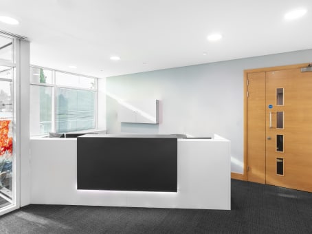 Images Regus - Luton Capability Green