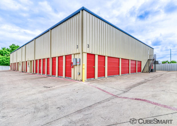 Images CubeSmart Self Storage