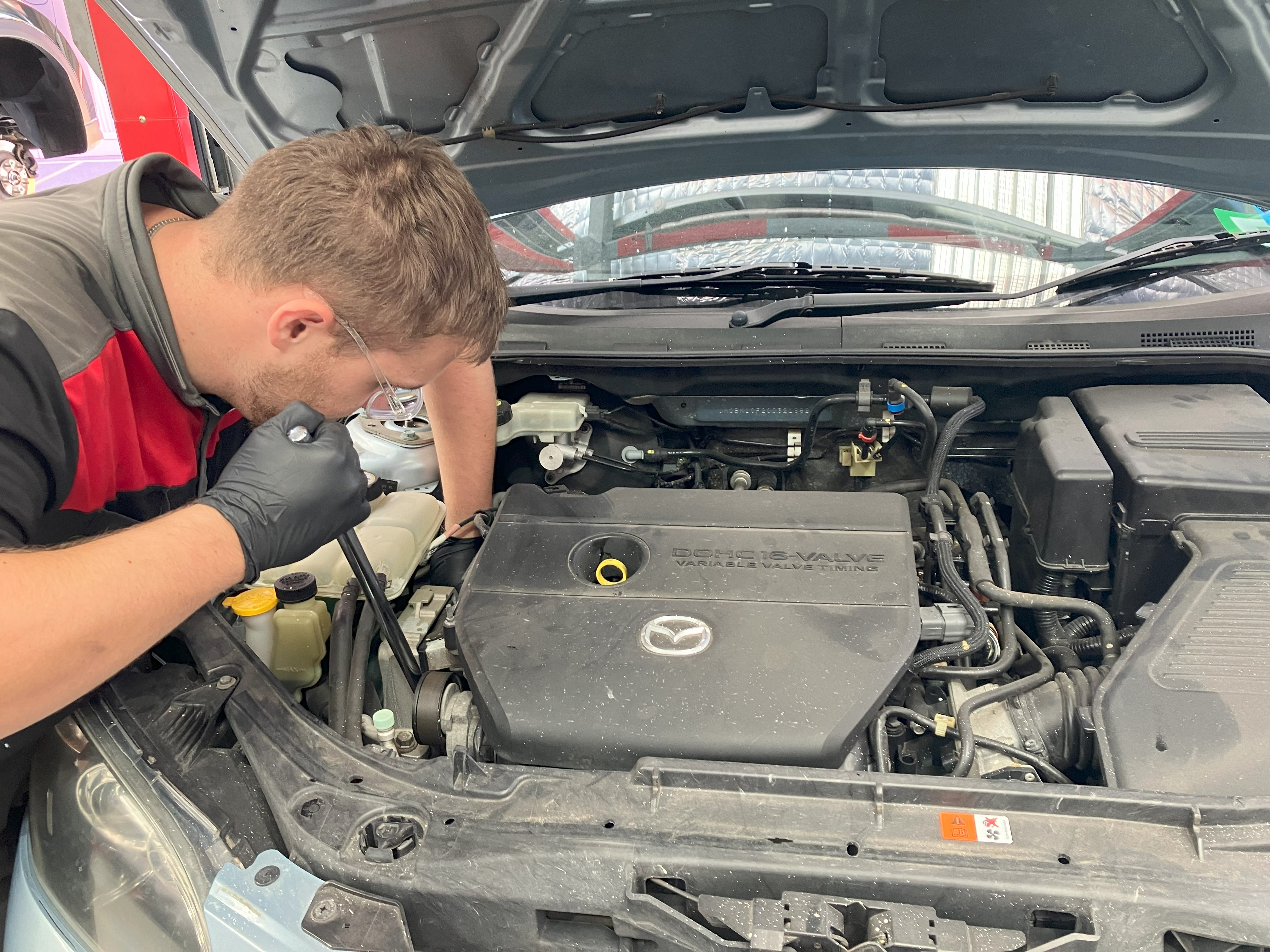 Images Bridgestone Select Tyre & Auto Success