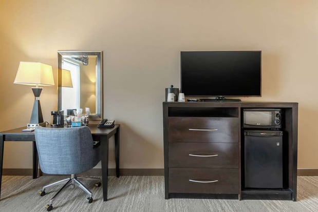 Images Hampton Inn Alamosa, CO