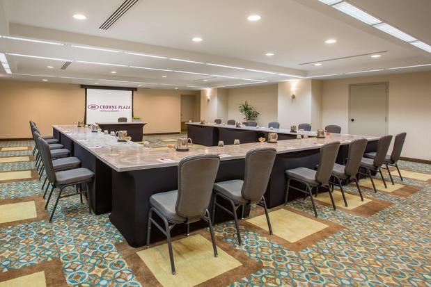 Images Crowne Plaza Seattle-Downtown by IHG