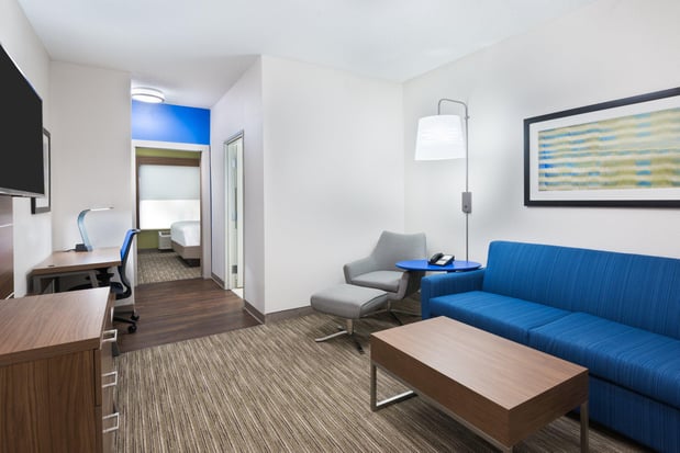 Images Holiday Inn Express & Suites Columbus Airport East by IHG