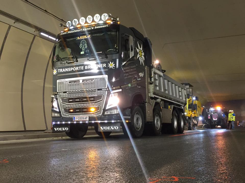 Bild 1 von Erdbau Brunner GmbH