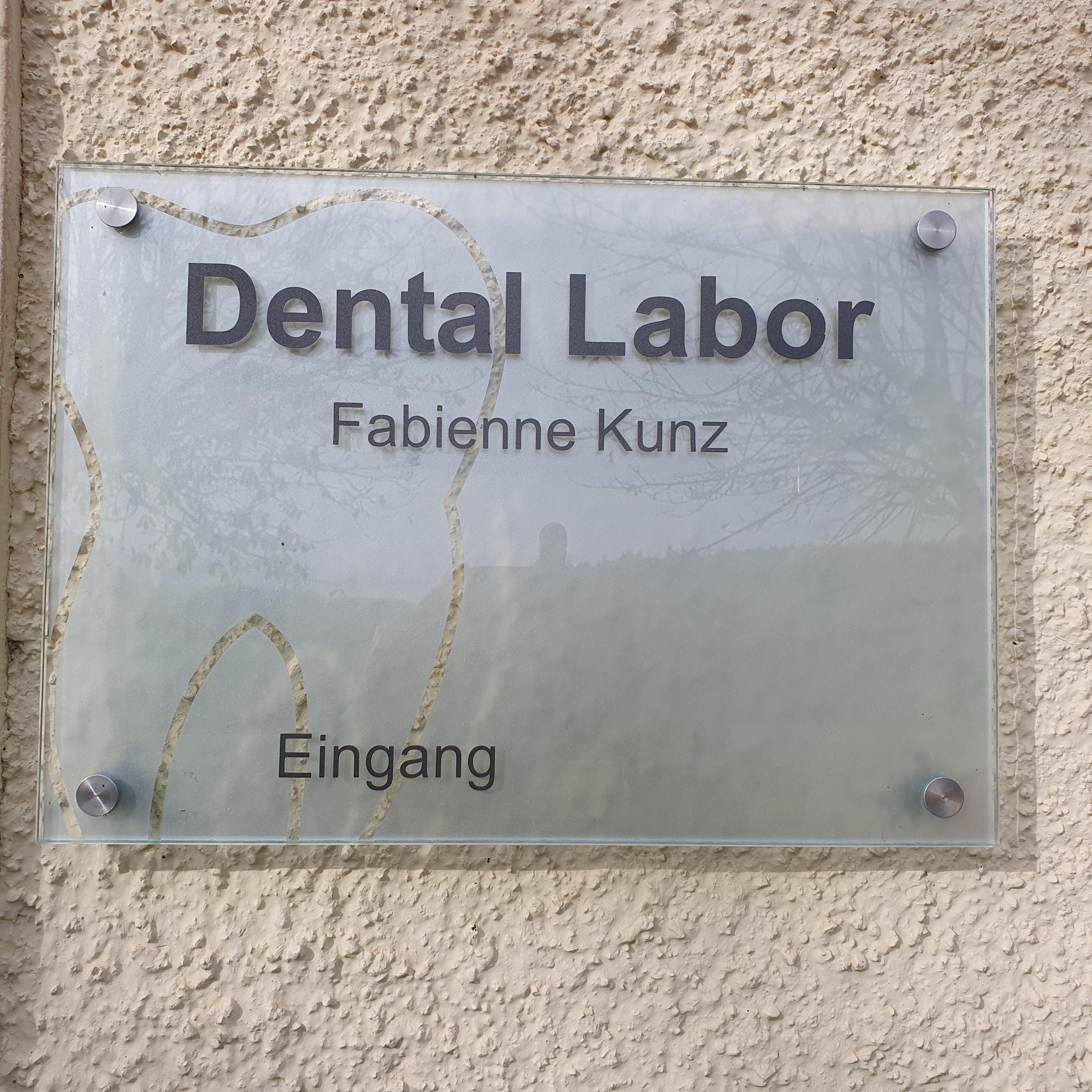 Bilder Dental Labor