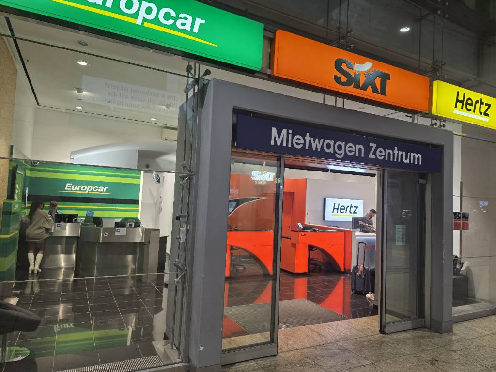 SIXT Autovermietung Köln Hauptbahnhof, Trankgasse 11 im Hbf in Köln