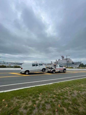 Images Thompson Towing LLC