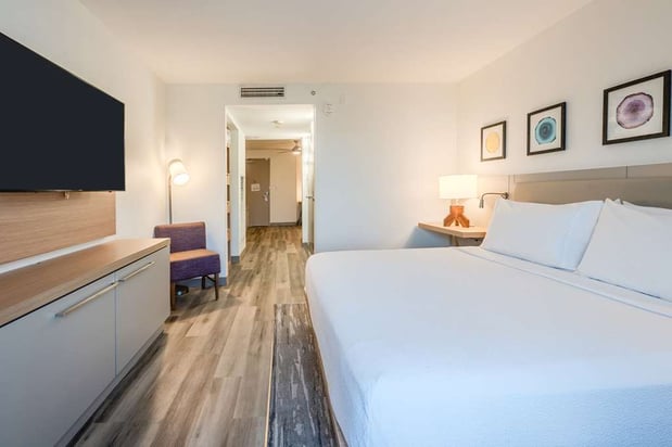 Images Hilton Garden Inn Ft. Lauderdale Airport-Cruise Port
