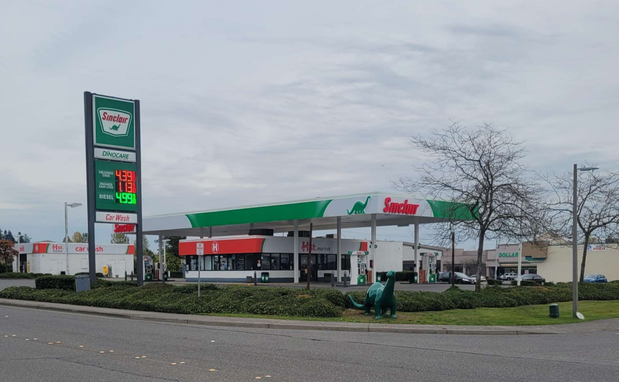 Images Sinclair Gas Station