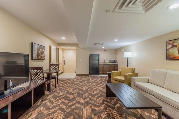 Images DoubleTree by Hilton Hotel Lawrence