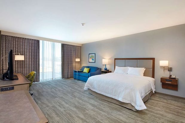 Images Hampton Inn & Suites Sacramento at CSUS
