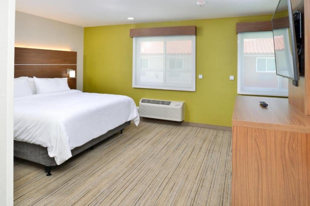 Images Holiday Inn Express Santa Rosa North by IHG