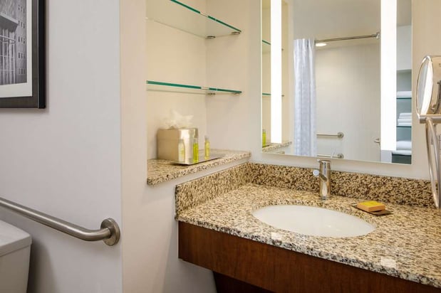 Images DoubleTree by Hilton Hotel Pittsburgh - Cranberry