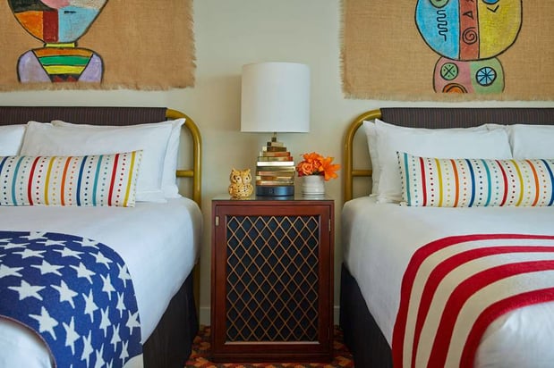 Images Graduate by Hilton Tempe