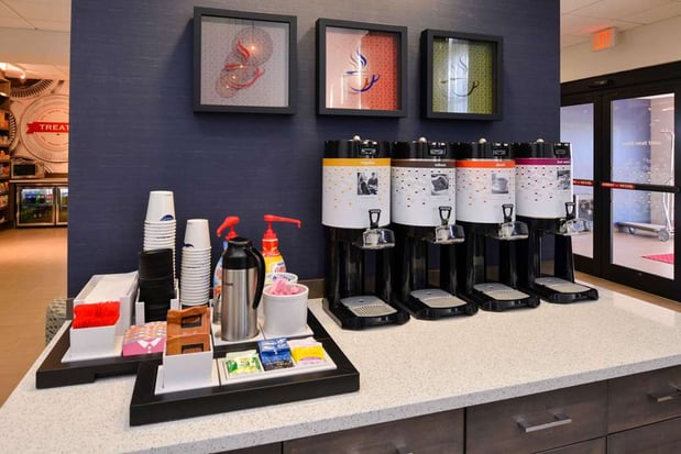 Images Hampton Inn & Suites Albany-East Greenbush