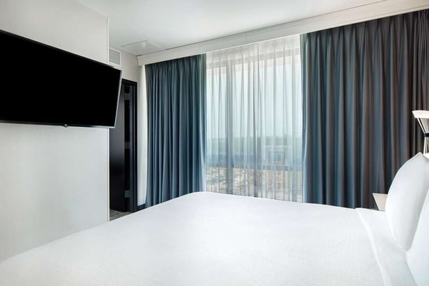 Images Embassy Suites by Hilton Alpharetta Halcyon