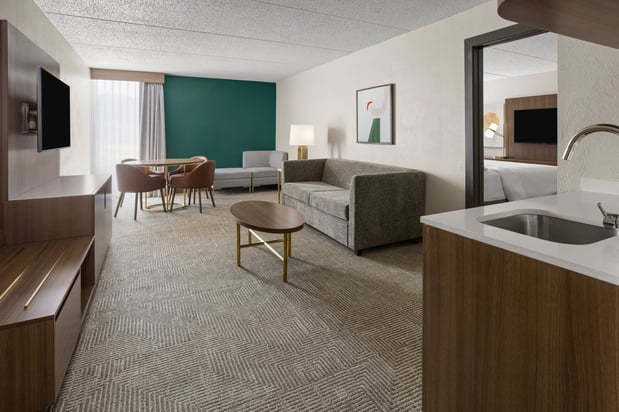 Images Holiday Inn Morgantown - Reading Area by IHG