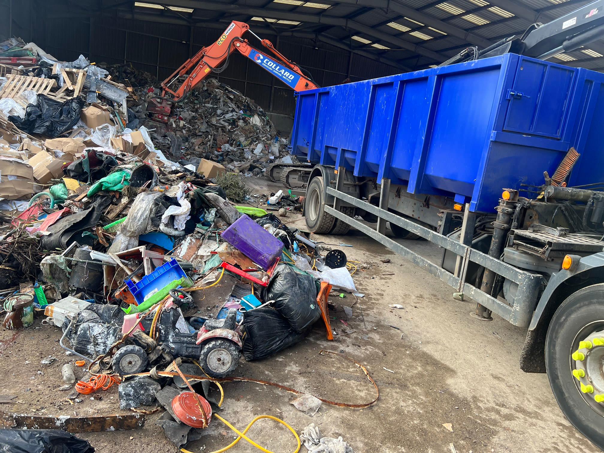 Images Romsey Skip and Bag Hire