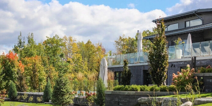 Images Bluescape Contracting Inc.