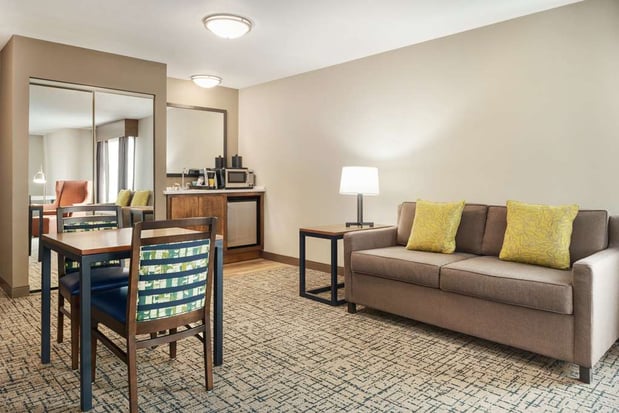 Images Hilton Garden Inn Dubuque Downtown