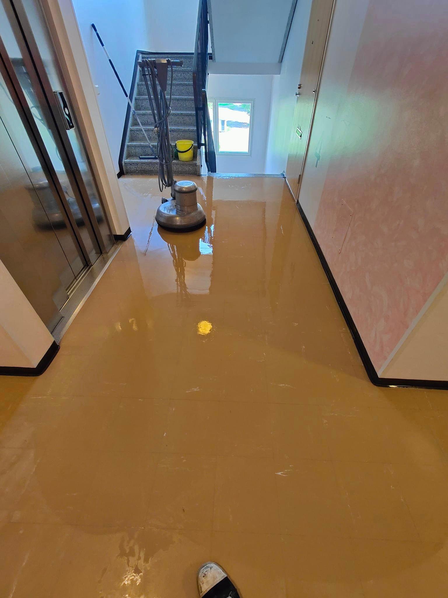 Images R2 Siivous Oy