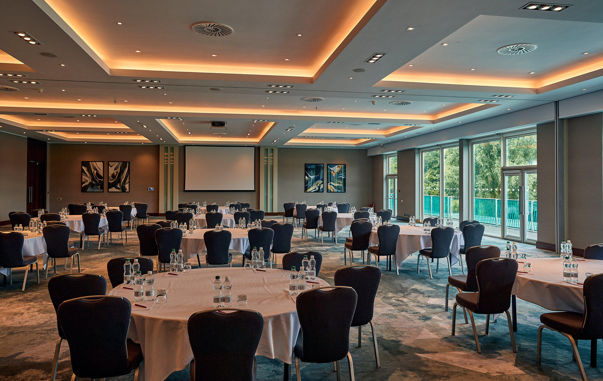 Crowne Plaza Marlow, an IHG Hotel Marlow 01628 496800