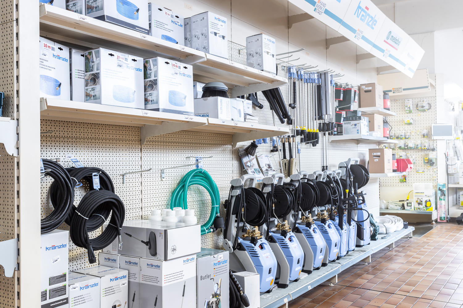 Josef Kessel GmbH & Co KG, Landstrasse 12 in Kehl