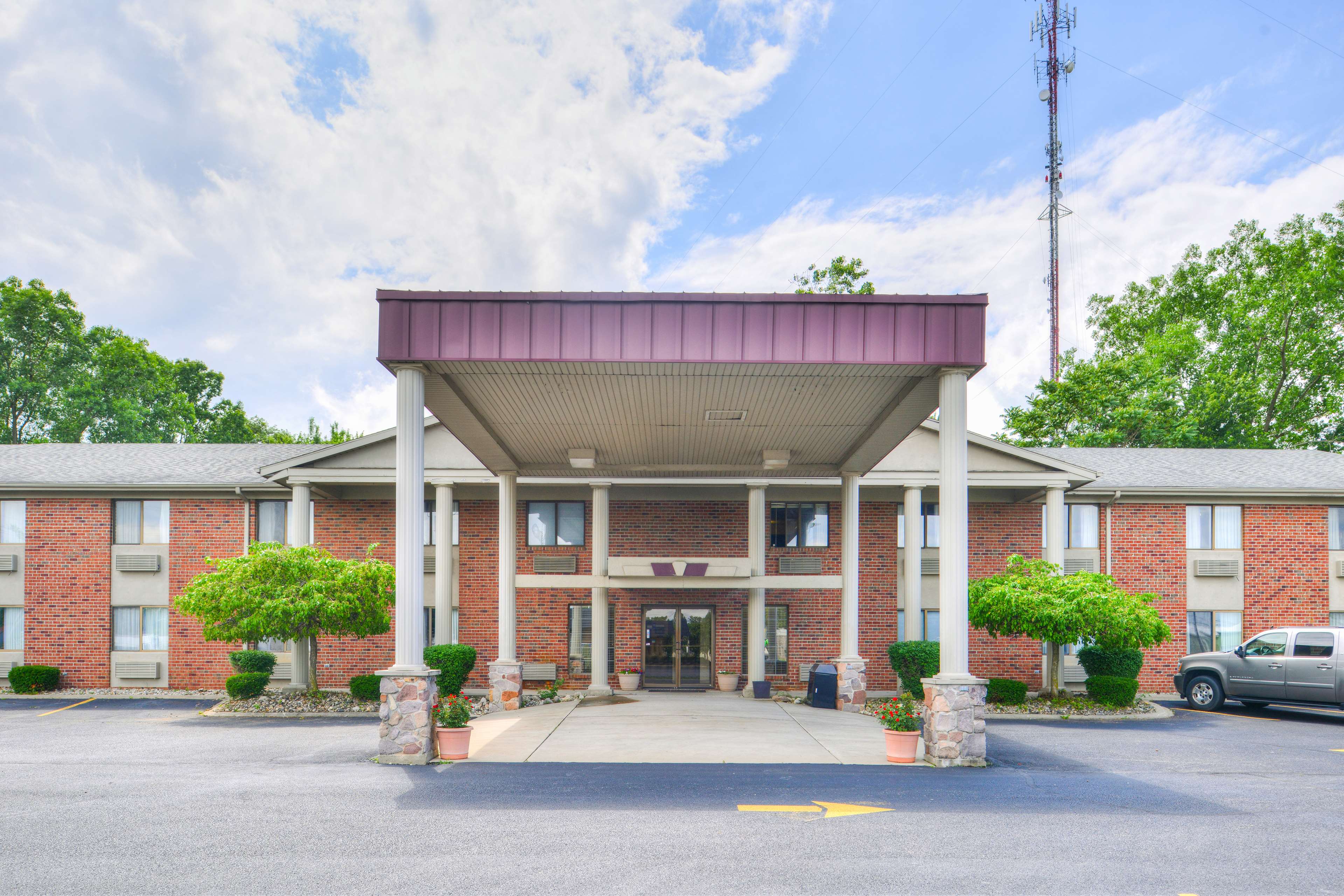 americas best value inn and suites charles in charles missouri 12 photos 165 americas best value inn suites bluffton in bluffton in 46714 chamberofcommerce americas best value inn and suites charles in charles missouri 12 photos 165 americas best value inn suites bluffton in bluffton in 46714 chamberofcommerce