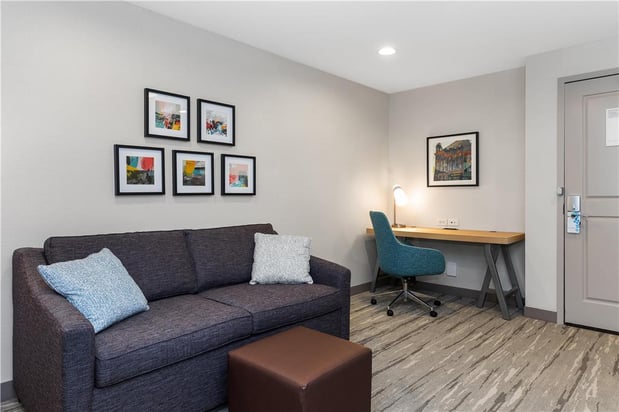 Images Hilton Garden Inn Auburn