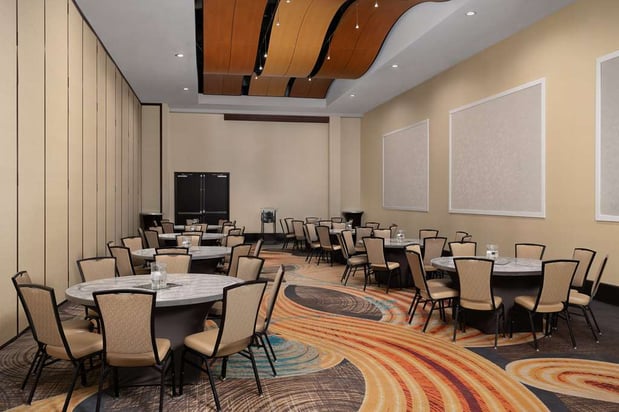 Images Embassy Suites by Hilton Knoxville West