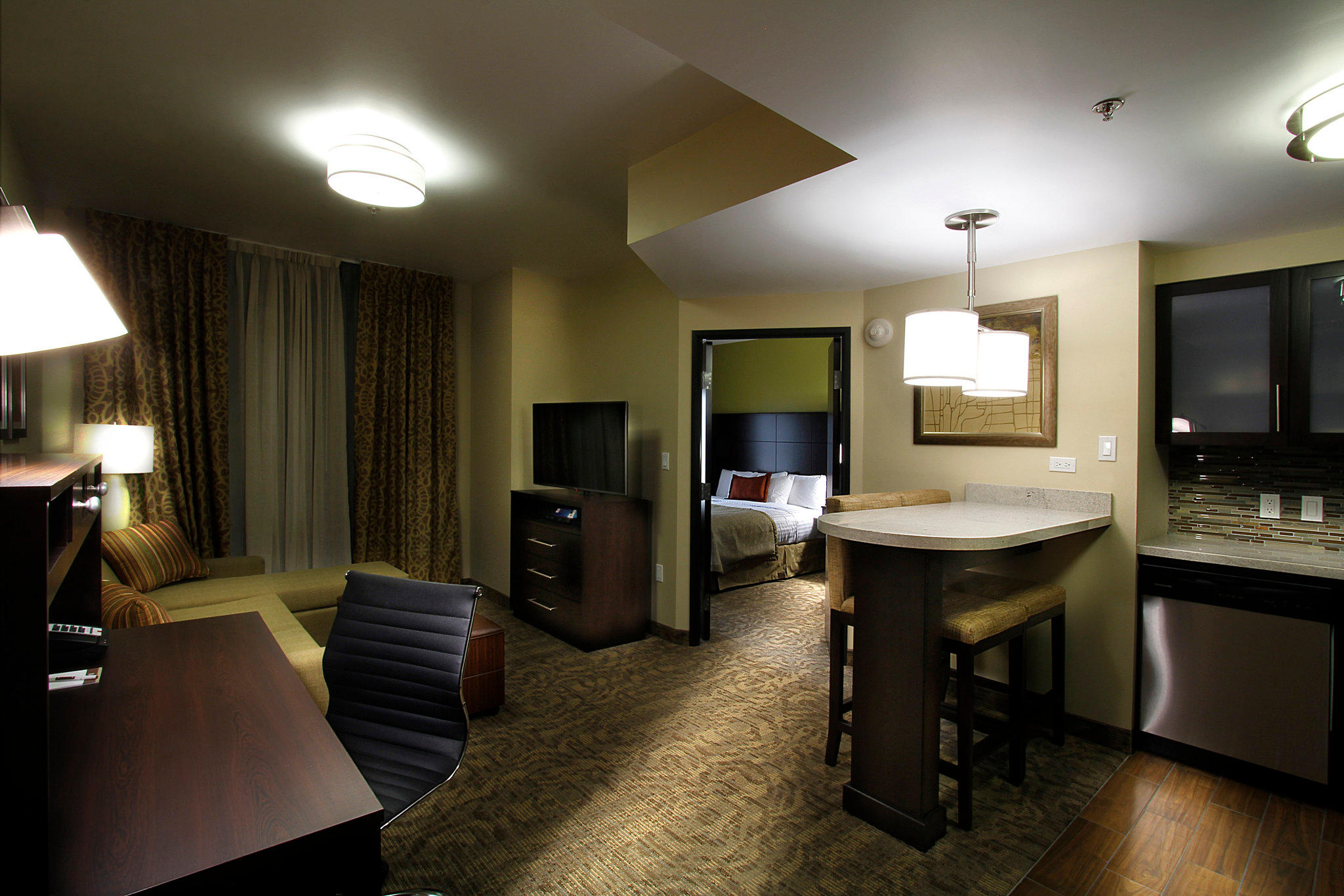 Images Staybridge Suites Chihuahua, an IHG Hotel