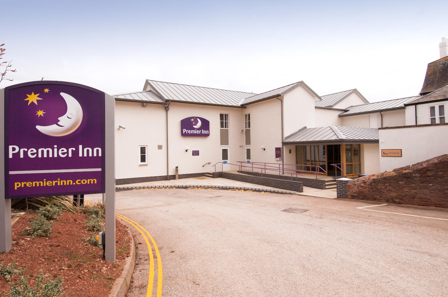 Images Premier Inn Paignton Seafront (Goodrington Sands) hotel