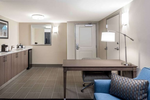 Images Hampton Inn & Suites Chapel Hill/Durham, Area
