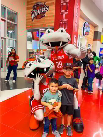 Images Trae Pena - State Farm Insurance Agent