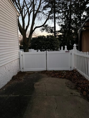 Images Superior Fence & Rail